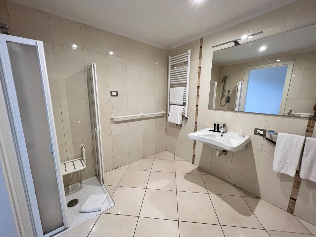 Toscana Sport Resort カランブローネ エクステリア 写真